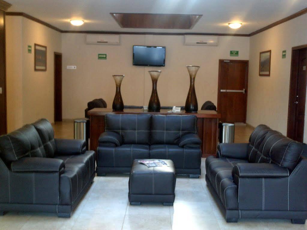 Monte Salerno Hotel & Suites Монтеморелос Экстерьер фото
