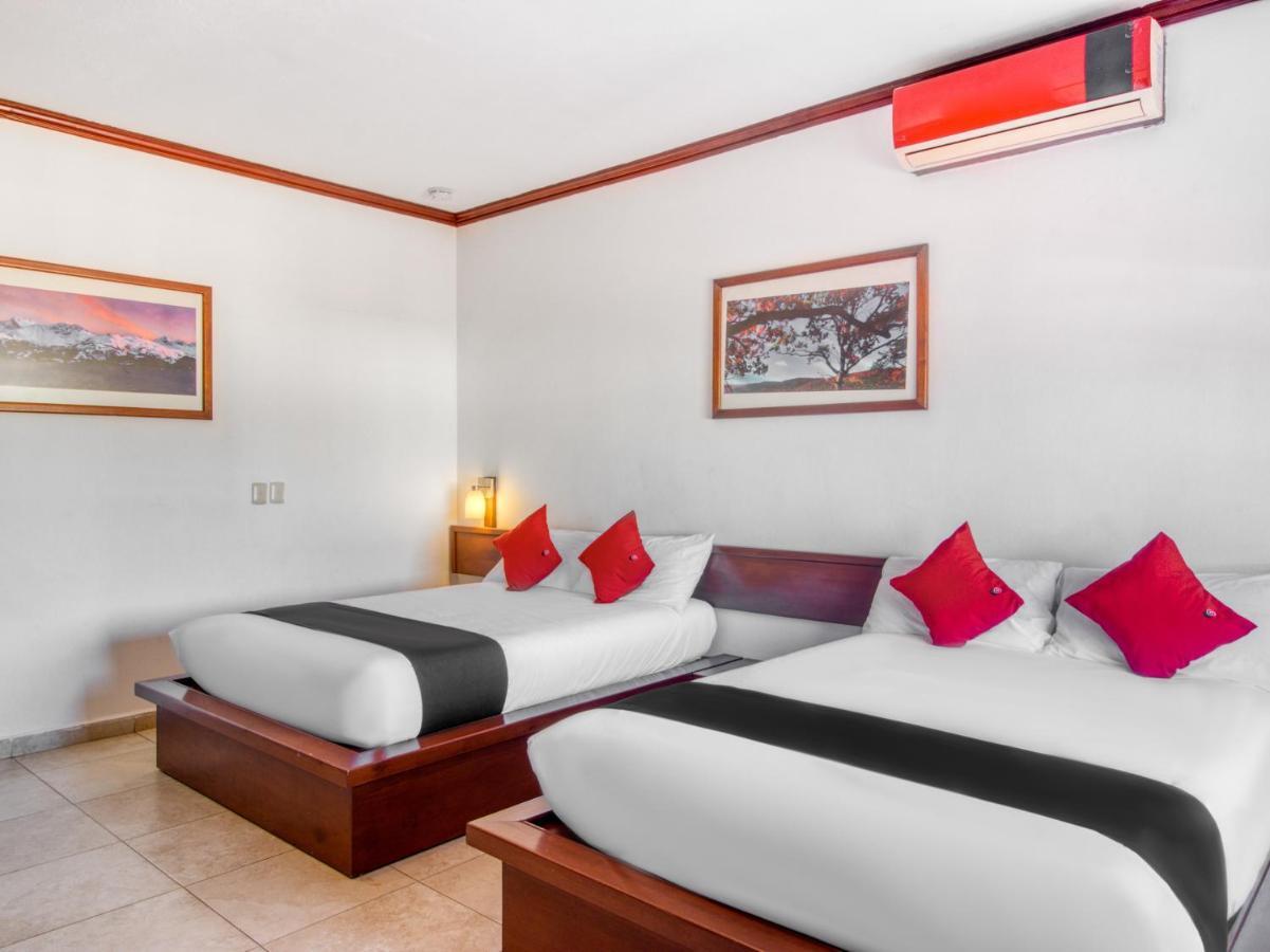 Monte Salerno Hotel & Suites Монтеморелос Экстерьер фото