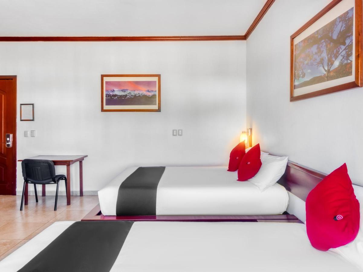 Monte Salerno Hotel & Suites Монтеморелос Экстерьер фото
